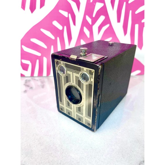 Vintage Kodak Brownie Camera. Junior Six 1930s. - Picture 6 of 7